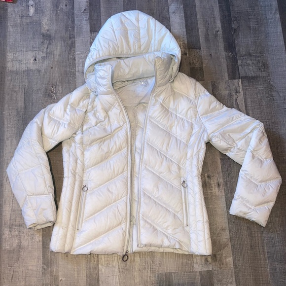 michael kors white puffer jacket